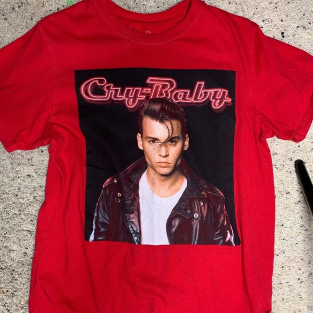 Cry baby graphic tee